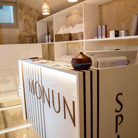 Monun Hotel&spa ホテル 4*